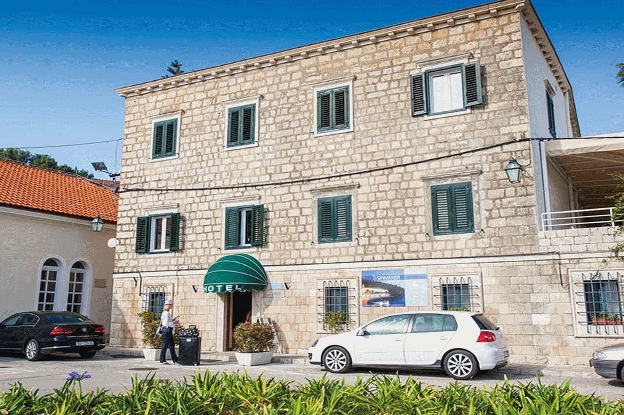 Supetar 5* Cavtat