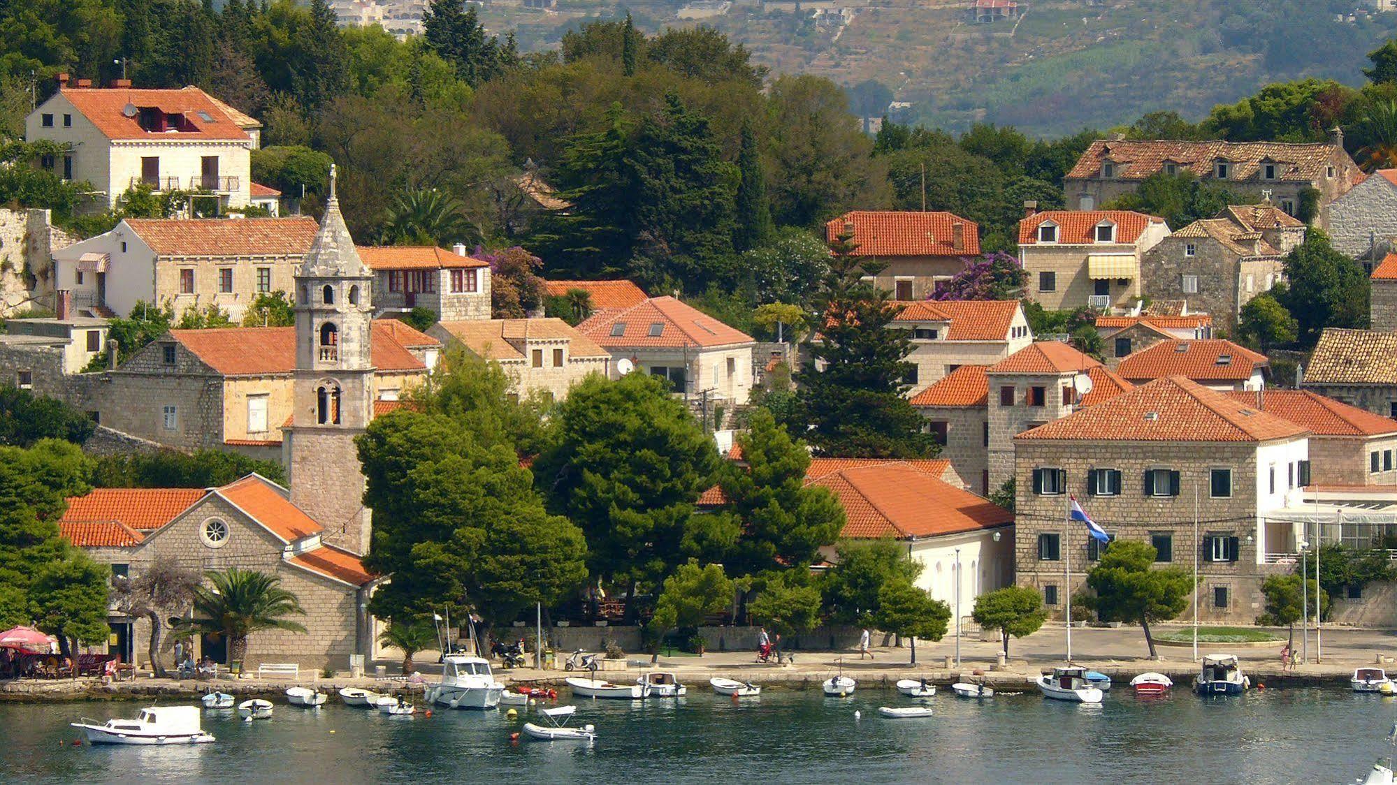Supetar 5* Cavtat